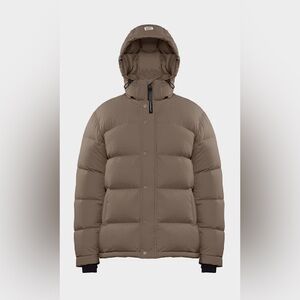 NWT Aritzia Cola Taupe Puffer super puff Jacket size small